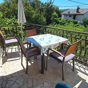 Mia Apartman